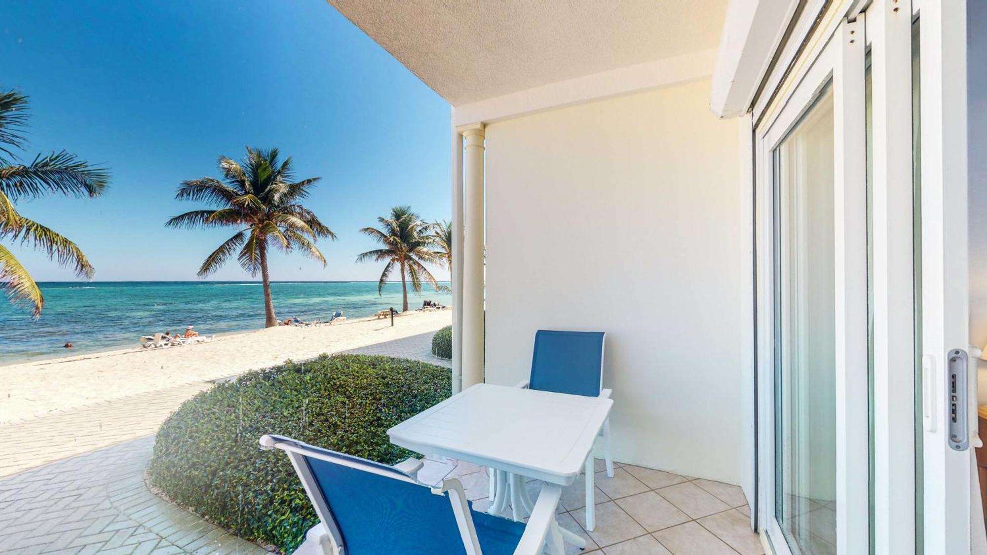 Wyndham Reef Resort, Grand Cayman East End Экстерьер фото